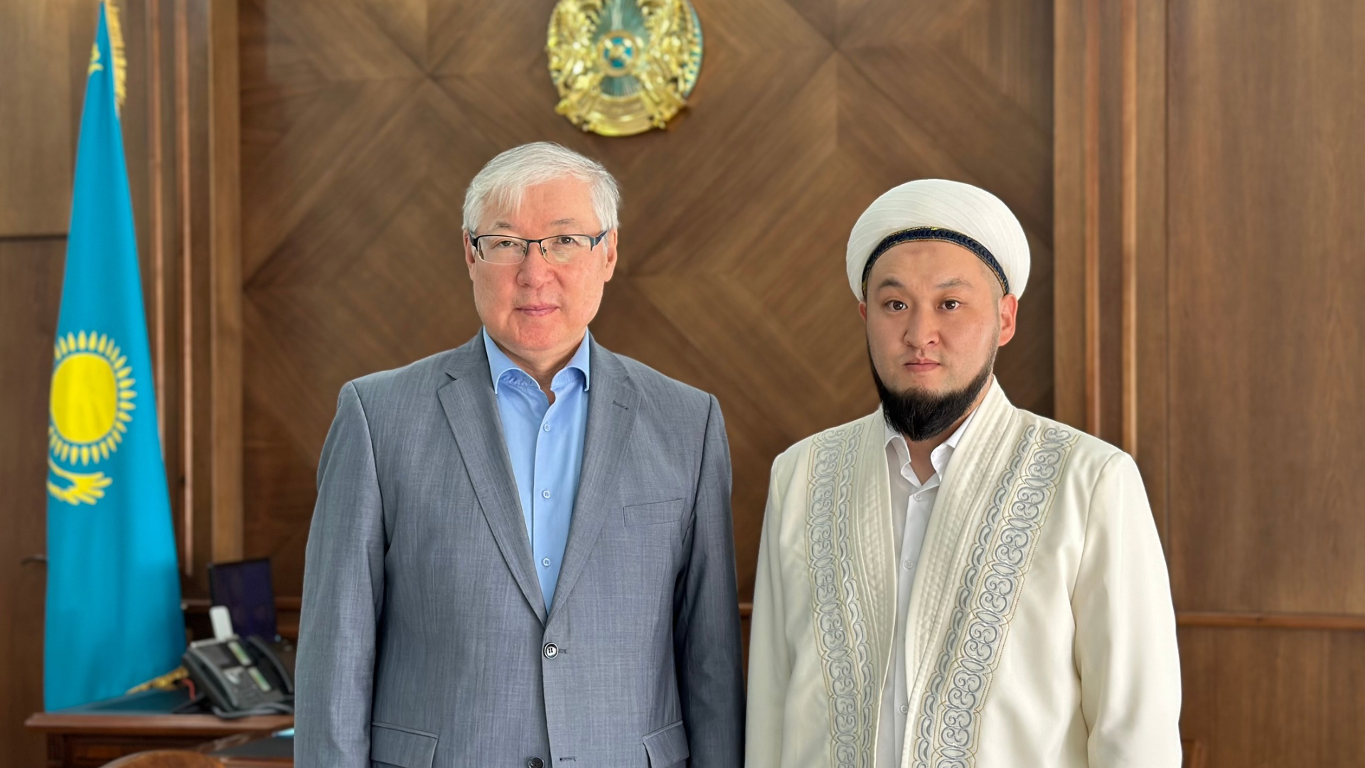 ҰЛЫТАУ ОБЛЫСЫНЫҢ ӘКІМІ ЖАҢАДАН ТАҒАЙЫНДАЛҒАН БАС ИМАММЕН ТАНЫСТЫ
