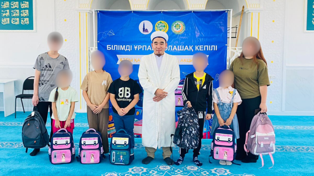 ҚАРАЖАЛ ҚАЛАСЫНДА "МЕКТЕПКЕ ЖОЛ" АКЦИЯСЫ ӨТТІ