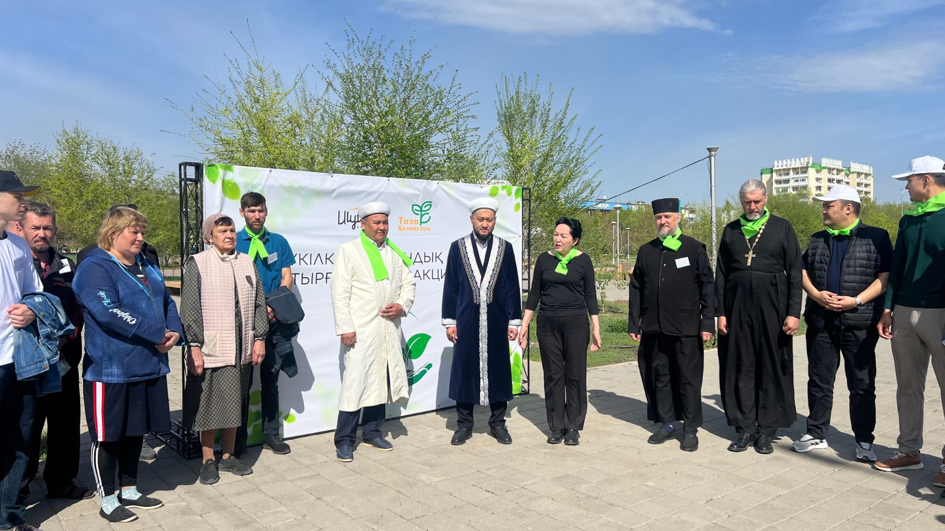 МЕШІТ ҰЖЫМЫ БҮКІЛҚАЗАҚСТАНДЫҚ АҒАШ ЕГУ КҮНІНЕ ҚАТЫСТЫ